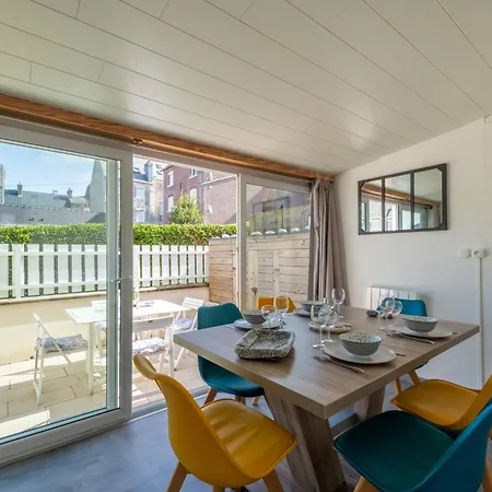 Holiday home Les Jolies Capucines - 200m De La