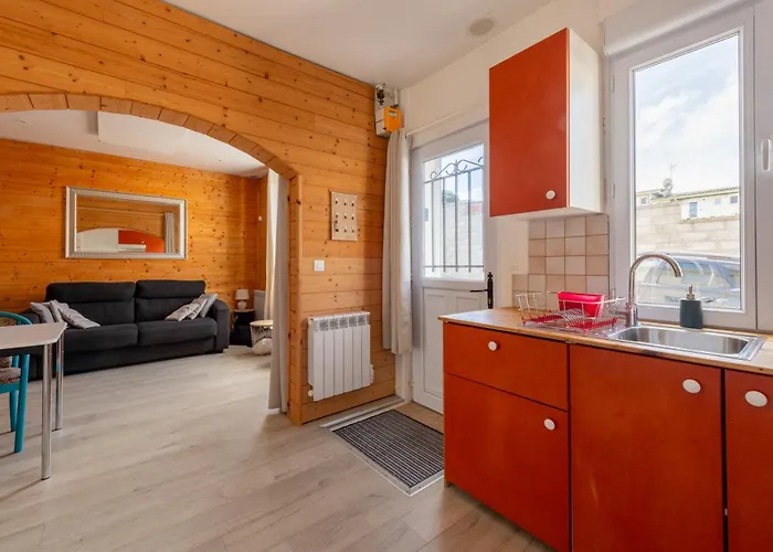 Feriehus Les Jolies Capucines - 200m De La